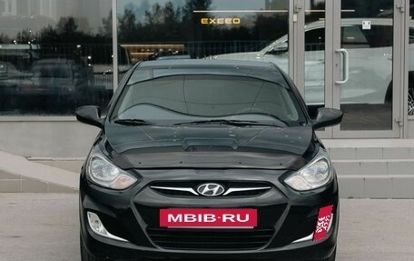 Hyundai Solaris II рестайлинг, 2011 год, 780 000 рублей, 2 фотография
