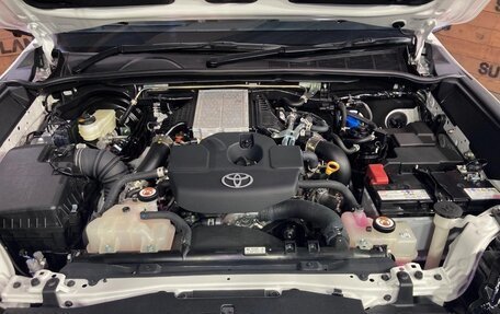 Toyota Hilux, 2026 год, 6 000 000 рублей, 29 фотография