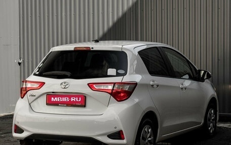 Toyota Vitz, 2019 год, 980 000 рублей, 7 фотография