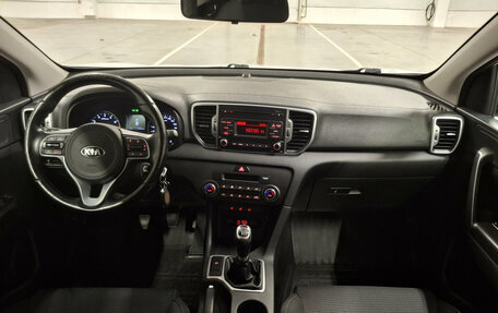 KIA Sportage IV рестайлинг, 2018 год, 1 565 000 рублей, 14 фотография
