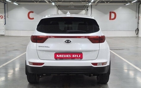 KIA Sportage IV рестайлинг, 2018 год, 1 565 000 рублей, 6 фотография