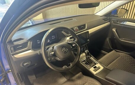 Skoda Superb III рестайлинг, 2023 год, 3 170 000 рублей, 12 фотография