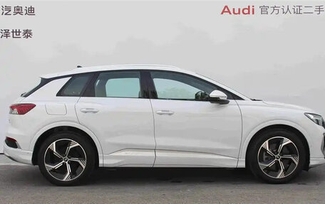Audi Q4 e-tron, 2024 год, 4 020 000 рублей, 3 фотография