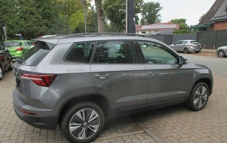 Skoda Karoq I, 2023 год, 2 870 000 рублей, 7 фотография