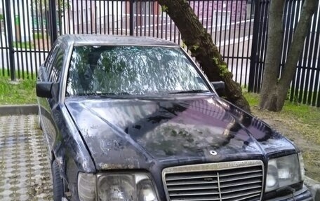 Mercedes-Benz W124, 1989 год, 400 000 рублей, 2 фотография