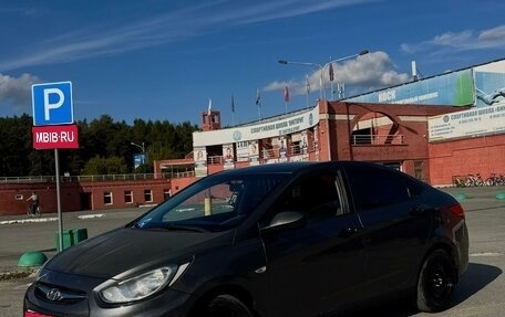 Hyundai Solaris II рестайлинг, 2014 год, 760 000 рублей, 1 фотография