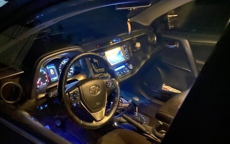 Toyota RAV4, 2017 год, 3 400 000 рублей, 18 фотография