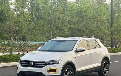 Volkswagen T-Roc I, 2023 год, 1 645 600 рублей, 1 фотография
