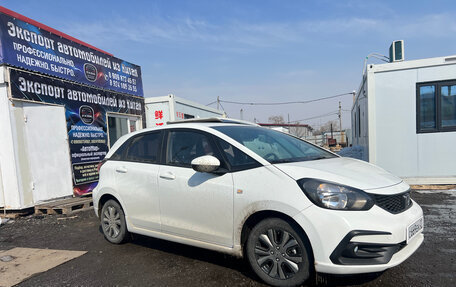 Honda Fit, 2021 год, 1 330 000 рублей, 6 фотография