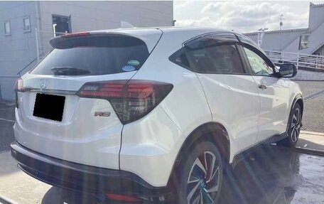 Honda Vezel, 2021 год, 1 487 000 рублей, 4 фотография