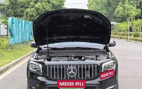 Mercedes-Benz GLB, 2023 год, 2 250 333 рублей, 2 фотография