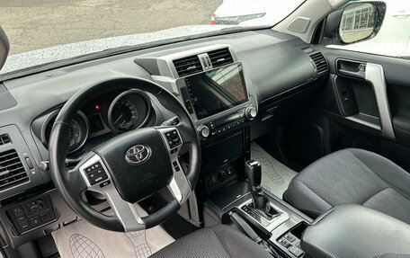 Toyota Land Cruiser Prado 150 рестайлинг 2, 2015 год, 3 750 000 рублей, 7 фотография