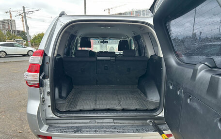Toyota Land Cruiser Prado 150 рестайлинг 2, 2015 год, 3 750 000 рублей, 20 фотография