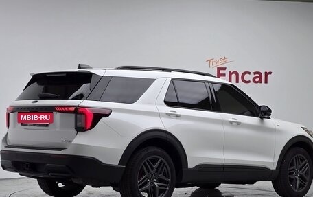 Ford Explorer VI, 2024 год, 7 180 000 рублей, 2 фотография