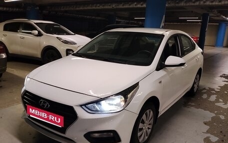 Hyundai Solaris II рестайлинг, 2019 год, 740 000 рублей, 2 фотография