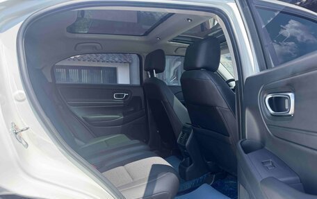 Honda Vezel, 2023 год, 2 090 000 рублей, 9 фотография