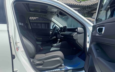 Honda Vezel, 2023 год, 2 090 000 рублей, 10 фотография