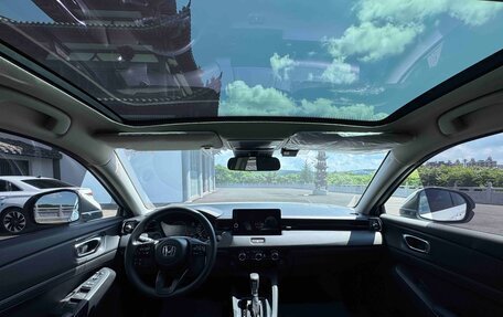 Honda Vezel, 2023 год, 2 090 000 рублей, 17 фотография