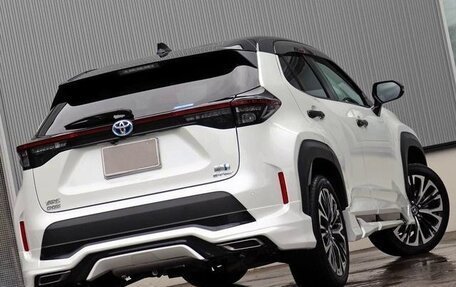 Toyota Yaris Cross, 2023 год, 1 445 000 рублей, 7 фотография
