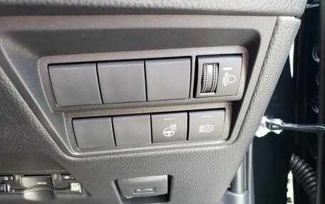 Toyota Yaris, 2023 год, 1 014 000 рублей, 15 фотография