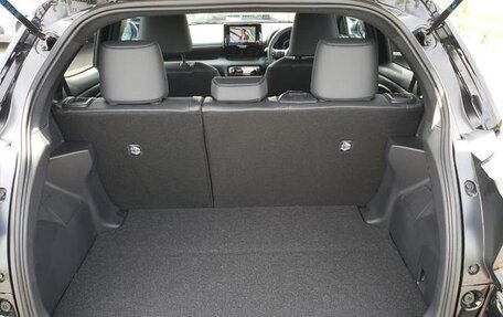 Toyota Yaris, 2023 год, 1 014 000 рублей, 20 фотография