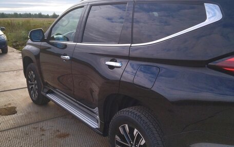 Mitsubishi Pajero Sport III рестайлинг, 2022 год, 3 650 000 рублей, 3 фотография