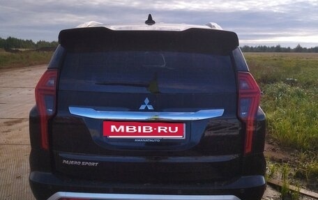 Mitsubishi Pajero Sport III рестайлинг, 2022 год, 3 650 000 рублей, 4 фотография