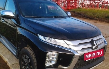 Mitsubishi Pajero Sport III рестайлинг, 2022 год, 3 650 000 рублей, 7 фотография