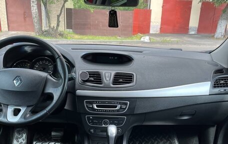 Renault Megane III, 2011 год, 930 000 рублей, 3 фотография