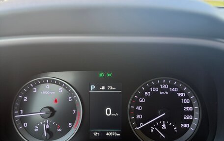 Hyundai Tucson III, 2018 год, 2 400 000 рублей, 10 фотография