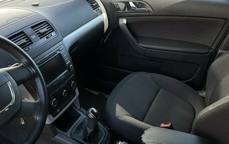 Skoda Yeti I рестайлинг, 2012 год, 796 000 рублей, 11 фотография