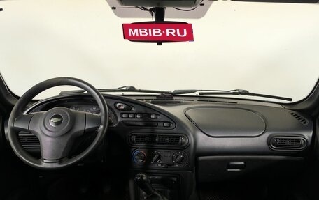 Chevrolet Niva I рестайлинг, 2015 год, 590 000 рублей, 13 фотография