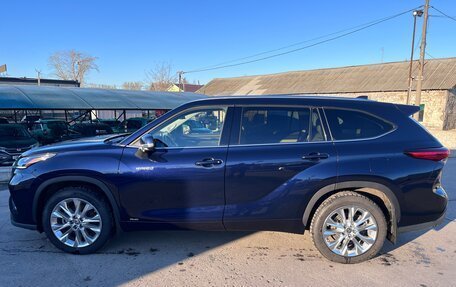 Toyota Highlander, 2021 год, 4 750 000 рублей, 2 фотография