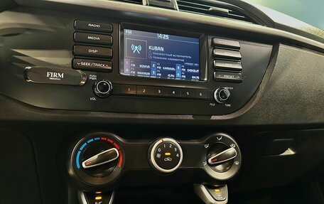 KIA Rio IV, 2018 год, 1 097 000 рублей, 20 фотография