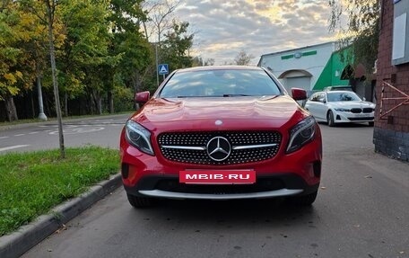Mercedes-Benz GLA, 2016 год, 1 890 000 рублей, 2 фотография