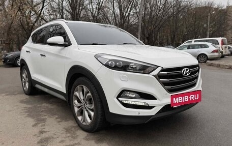 Hyundai Tucson III, 2017 год, 2 120 000 рублей, 2 фотография