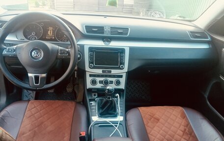Volkswagen Passat B7, 2013 год, 820 000 рублей, 4 фотография