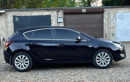 Opel Astra J, 2010 год, 440 000 рублей, 5 фотография