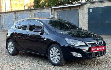 Opel Astra J, 2010 год, 440 000 рублей, 2 фотография