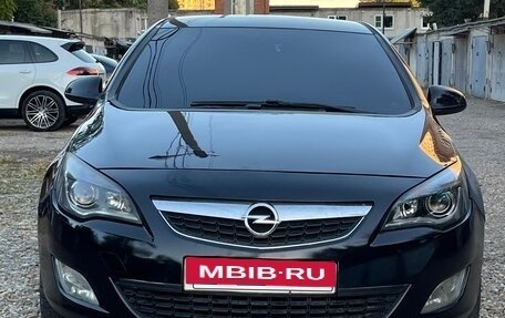 Opel Astra J, 2010 год, 440 000 рублей, 3 фотография