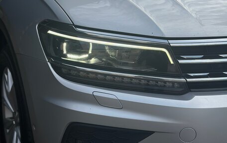 Volkswagen Tiguan II, 2018 год, 2 365 000 рублей, 5 фотография