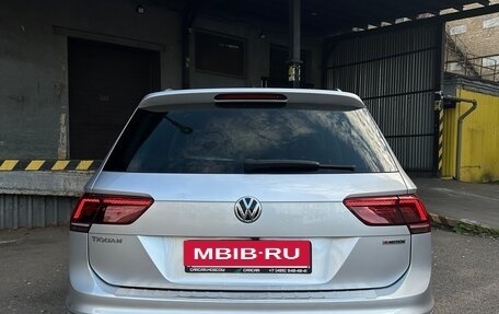 Volkswagen Tiguan II, 2018 год, 2 365 000 рублей, 7 фотография