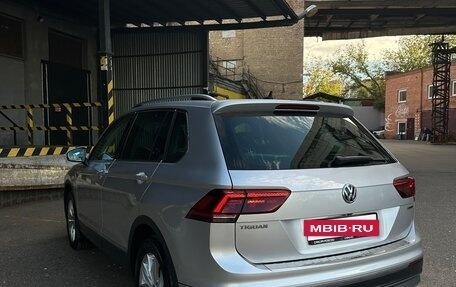 Volkswagen Tiguan II, 2018 год, 2 365 000 рублей, 9 фотография