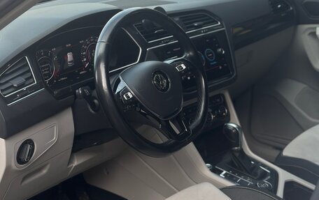 Volkswagen Tiguan II, 2018 год, 2 365 000 рублей, 12 фотография