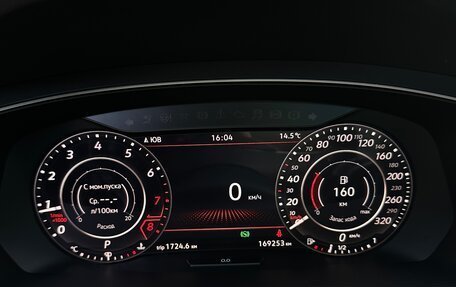 Volkswagen Tiguan II, 2018 год, 2 365 000 рублей, 26 фотография