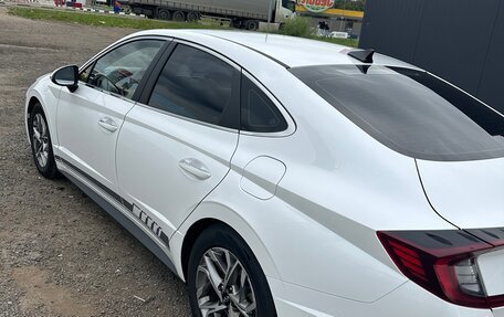 Hyundai Sonata VIII, 2021 год, 1 950 000 рублей, 8 фотография