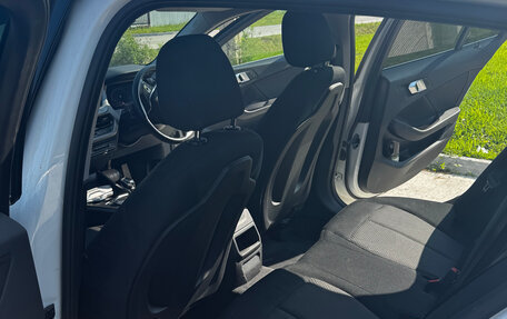 BMW 1 серия, 2021 год, 1 900 000 рублей, 9 фотография