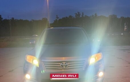 Toyota RAV4, 2010 год, 1 350 000 рублей, 11 фотография