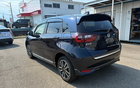 Honda Fit, 2023 год, 1 200 000 рублей, 8 фотография