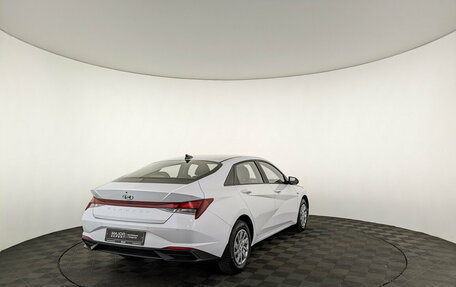 Hyundai Elantra, 2022 год, 1 950 000 рублей, 5 фотография